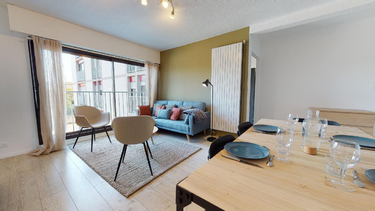 Image d'un appartement studio de 110m² à louer à bordeaux à 621€ à bordeaux (33200)