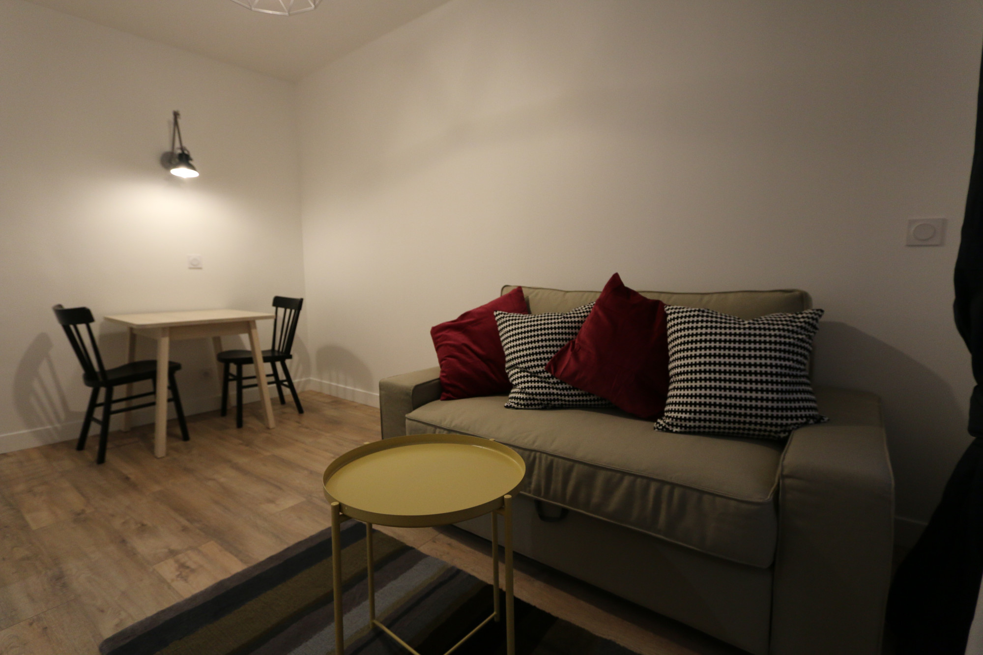 Annonce n° 337 Magnifique 2 pièces de 24,36m2 rue Pajol 75018 Paris