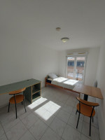 Photo Studio de 19m² avec balcon à 745€ n° 2
