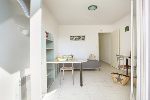 Photo Studio de 20m² terrasse ou balcon de 585€ à 620€ n° 3