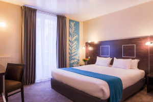 Chambre double de 13m² meublé