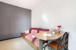 Photo Studio étudiant de 18 m² à 21 m² du 1er au 4e étage meublé et équipé n° 1