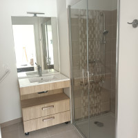 Photo T1 de 26 à 30m2 meublé et équipé (avec terrasse de 15m²) n° 2