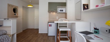 Studio de 18 à 22m² meublé et équipé (option balcon)