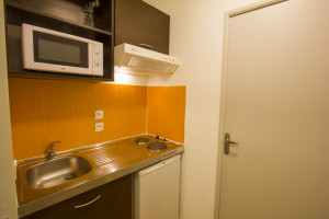 Photo 1. Studio Premier Prix de 18-19m² en entresol pour 400€/mois HC n° 1