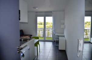 Photo T1 bis de 37m² meublé et équipé avec balcon n° 8