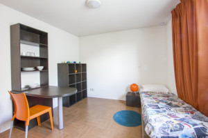 Photo 1. Studio Premier Prix de 18-19m² en entresol pour 400€/mois HC n° 12