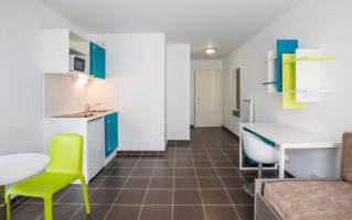 Photo T1 Bis de 21 à 25 m² meublé et équipé n° 2