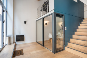 A VENDRE LOCAUX (bureaux + appartement) 88 M²