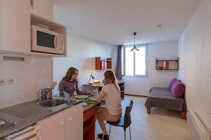 Studio de 18 à 24m² meublé et équipé
