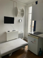 Studette à louer Rue Darwin à Paris 75018