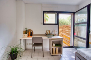 Photo T1 bis furnished 33m² in a student residence in Nîmes n° 5