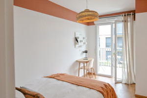 Chambre privée en colocation dans un appartement STANDARD (6-7 ch)  - SDB privative