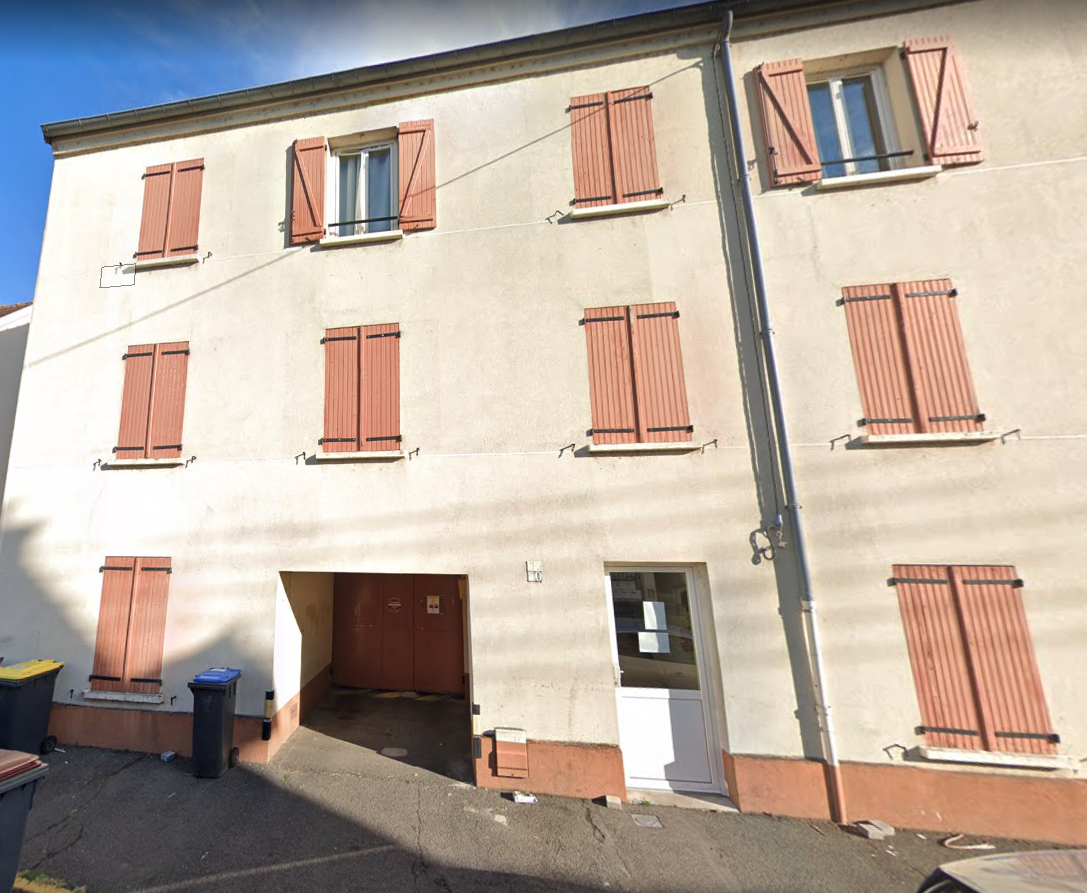 10 Place Des Victoires 91100 Corbeil Essonnes