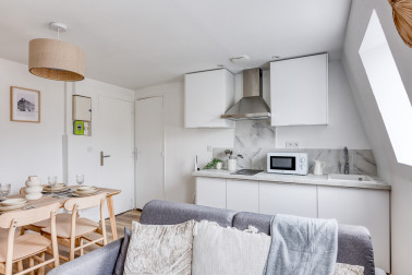 Studio meublé et refait à neuf