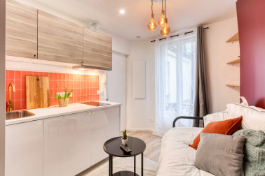 Studio meublé  à 75010 Paris
