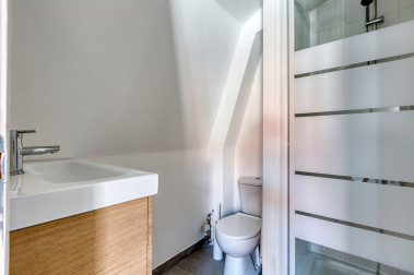 Magnifique Studio refait à neuf et meublé secteur LILLE FIVES