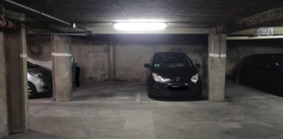 Place de Parking Idéale pour automobile ou bien 2 deux-roues à Paris 13e : 7 Passage Foubert