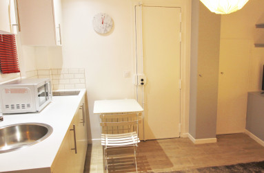 Beau studio  - rue Godefroy Cavaignac -75011 Paris