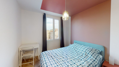 Image 8 de l'annonce : COLOCATION T5 meublé de 77 m² proche Saint-Charles