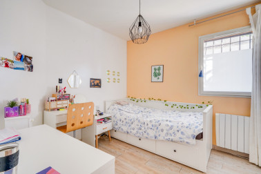 QUARTIER SACRE COEUR - MAISON AVEC TERRASSE