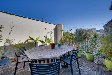 QUARTIER SACRE COEUR - MAISON AVEC TERRASSE