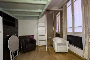 Très beau studio- Rue des Vertus- 75003 Paris