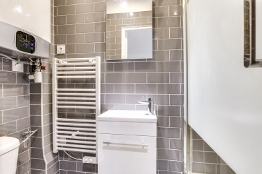 Magnifique studio- Rue Lafayette - Disponible de suite