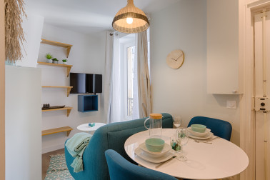 Votre Nouveau Cocon Parisien : Un T2 Fonctionnel dans le 18e 🏡✨