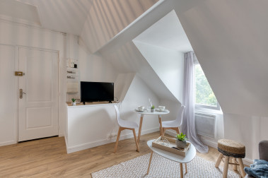 Ravissant Studio à Melun entièrement rénové et meublé