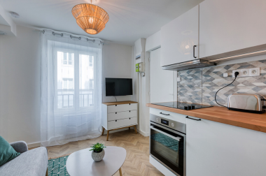 Charmant F2 meublé de 23 m² refait à neuf au 85 Rue de la Papeterie à Corbeil Essonnes