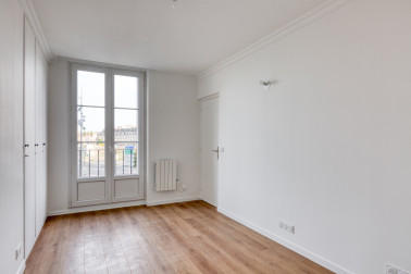 Location T3 - Refait à neuf  - 14 Place du Pont, 95000 PONTOISE