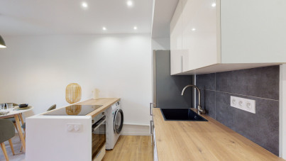 Très beau T5 meublé de 83 m² Boulevard National