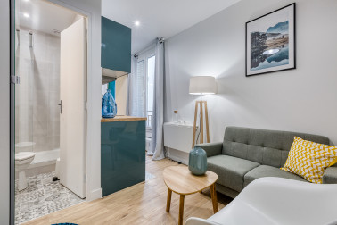 Très beau T1bis - 11 rue Fénelon 75010 Paris- Quartier Saint Vincent de Paul