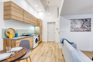 Studio meublé refait à neuf