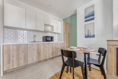 Image 2 de l'annonce : Magnifique T2 meublé - 56 Cours Docteur Jean Damidot 69100 Villeurbanne