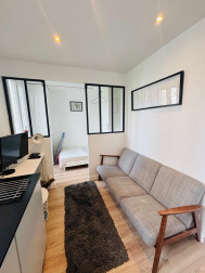 Image 1 de l'annonce : Studio de 13,8m² – Rue de la Chapelle – 75018 Paris