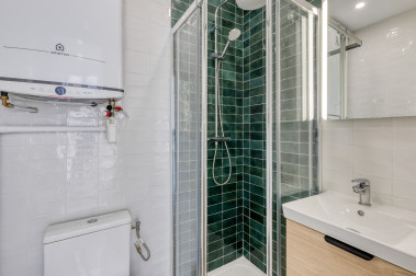 Image 9 de l'annonce : Magnifique T2 à  la Réunion, 75020 Paris, FR