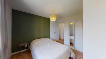 Très beau T5 meublé de 83 m² Boulevard National