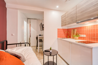 Studio meublé  à 75010 Paris