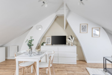 Image 2 de l'annonce : Studio entièrement rénové