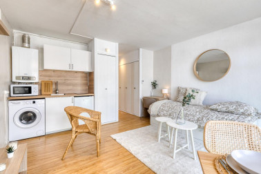 Superbe Studio Meublé   à Louer