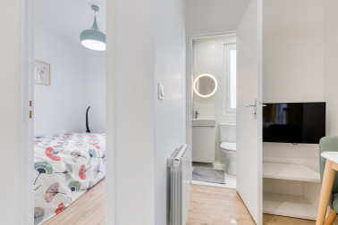 Très beau 2 pièces de 18m2 - rue des Bourguignons - Asnières-sur-Seine