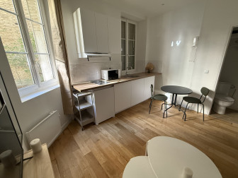 Image 2 de l'annonce : Studio meublé refait à neuf - 8 Bis, Rue de l'Argonne - 75019 Paris