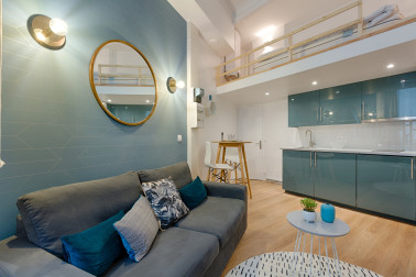 A VENDRE - BEAU STUDIO AVEC MEZZANINE