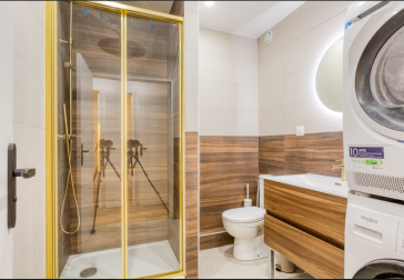 À louer – Appartement familial rénové – Rue des Pyrénées, Paris 20e