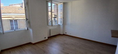 Image 4 de l'annonce : Un T2 non meublé à Bordeaux - Rue Ausone