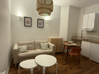 Image 2 de l'annonce : Charmant T2 refait à neuf - 8 Bis, Rue de l'Argonne - 75019 Paris