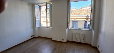 Image 3 de l'annonce : Un T2 non meublé à Bordeaux - Rue Ausone