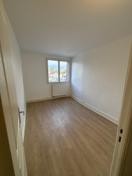 Image 2 de l'annonce : Appartement T4 lumineux – Secteur Nord – Saint-Denis (93200)